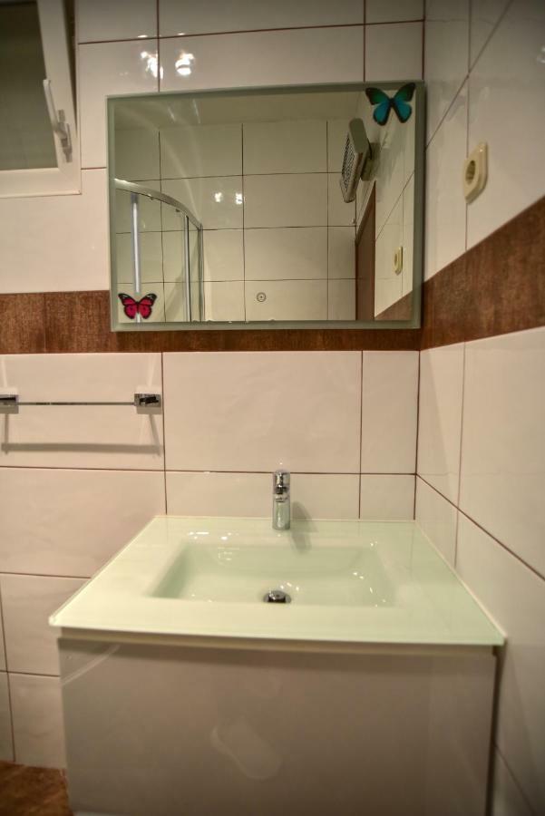 Apartment Lavande 2 Pridraga エクステリア 写真